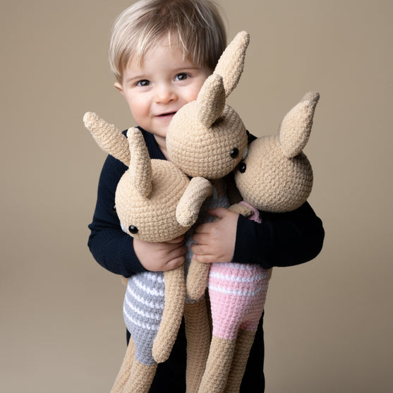 Bathing Bunnies
2